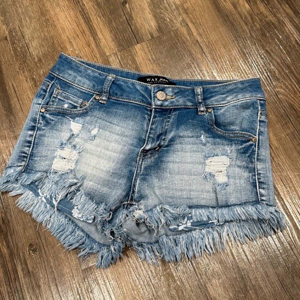 Wax Jean Distressed Denim Shorts | Frayed Hem | Light Wash Blue| Size S NWOT